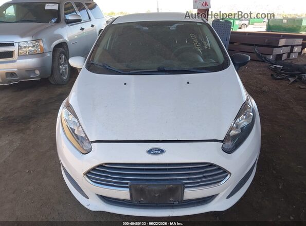 3FADP4AJ7GM162636 2016 FORD FIESTA White Front view