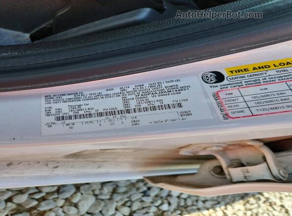 3FADP4AJ8KM144851 2019 FORD FIESTA White Engine compartment view