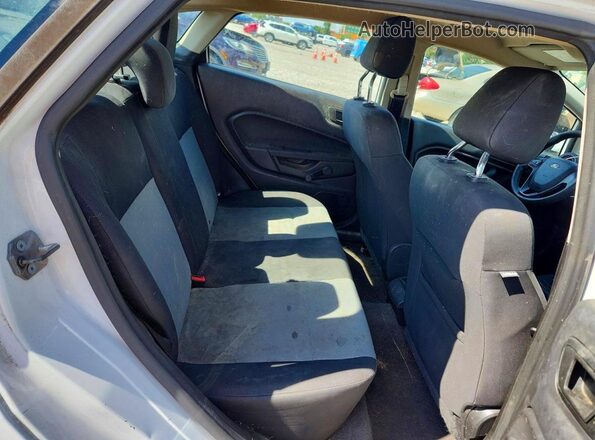 3FADP4AJ8KM144851 2019 FORD FIESTA White Rear seats view
