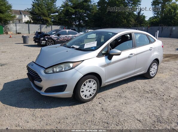 3FADP4AJ9GM113860 2016 FORD FIESTA Silver Przód lewy