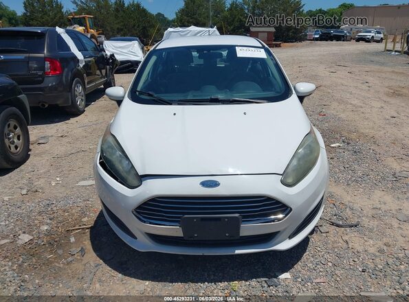 3FADP4BJ0GM178594 2016 FORD FIESTA White Widok zestawu wskaźników
