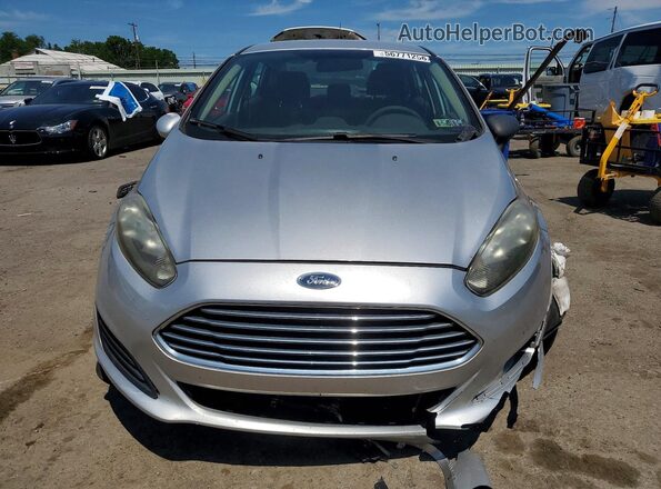 3FADP4BJ0HM115741 2017 FORD FIESTA Silver Front view
