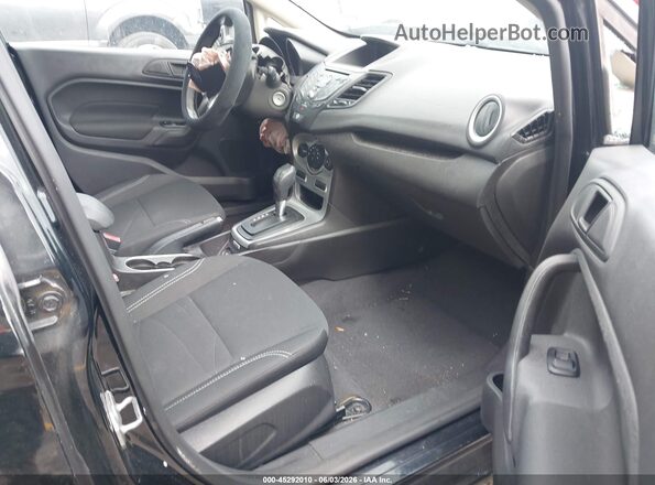 3FADP4BJ0HM118977 2017 FORD FIESTA Black Widok wnętrza z przodu