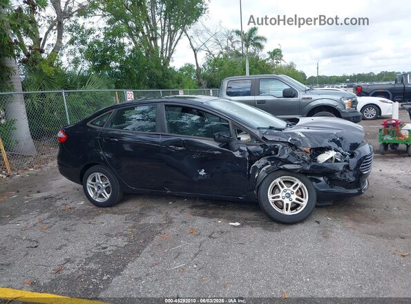 3FADP4BJ0HM118977 2017 FORD FIESTA Black Widok wnętrza z tyłu