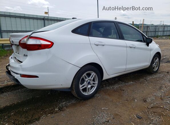 3FADP4BJ0JM116491 2018 FORD FIESTA White Rear right