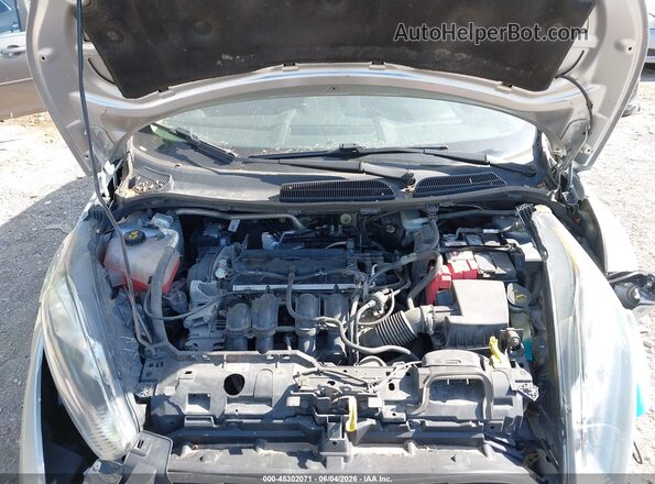 3FADP4BJ0KM138086 2019 FORD FIESTA Серебряный Вид сзади