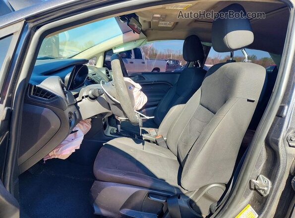 3FADP4BJ1JM111199 2018 FORD FIESTA Gray Front interior view