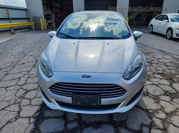 3FADP4BJ1JM124874 2018 FORD FIESTA Silver Դիմացի տեսք