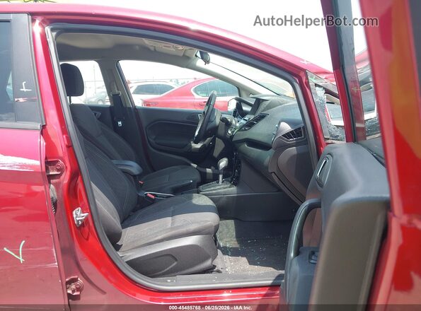 3FADP4BJ2GM142986 2016 FORD FIESTA Красный Вид салона спереди