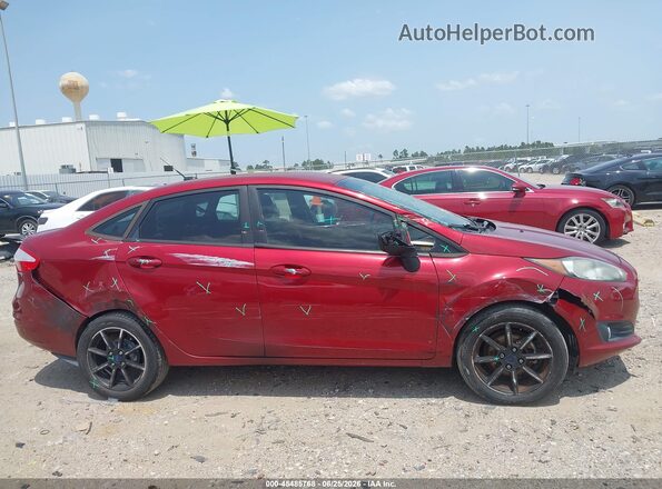 3FADP4BJ2GM142986 2016 FORD FIESTA Красный Вид задней части салона