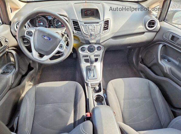 3FADP4BJ2JM126259 2018 FORD FIESTA Gray Vista del salpicadero