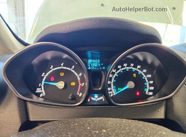 3FADP4BJ3HM163282 2017 FORD FIESTA White Widok zestawu wskaźników