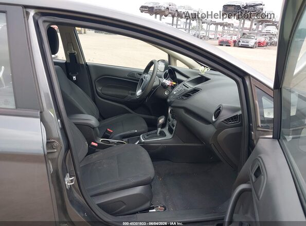 3FADP4BJ3JM126089 2018 FORD FIESTA Серый Вид салона спереди