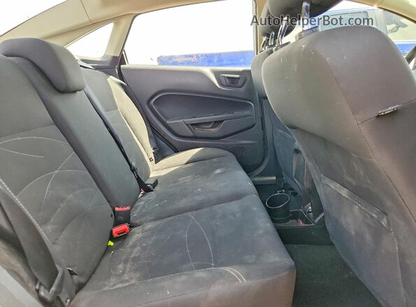 3FADP4BJ4HM140660 2017 FORD FIESTA White Հետևի նստատեղերի տեսք