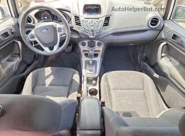 3FADP4BJ4HM140660 2017 FORD FIESTA White Առջևի վահանակի տեսք