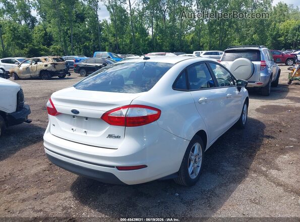 3FADP4BJ4HM144949 2017 FORD FIESTA White Trasero derecho