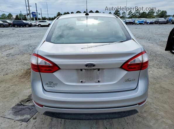 3FADP4BJ4JM126831 2018 FORD FIESTA Silver უკანა ხედი