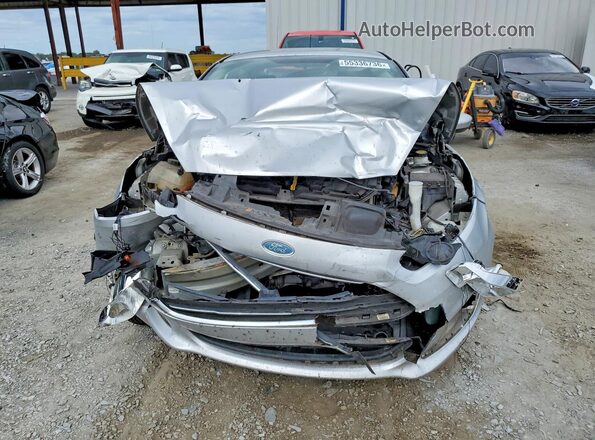 3FADP4BJ4JM126831 2018 FORD FIESTA Silver წინა ხედი