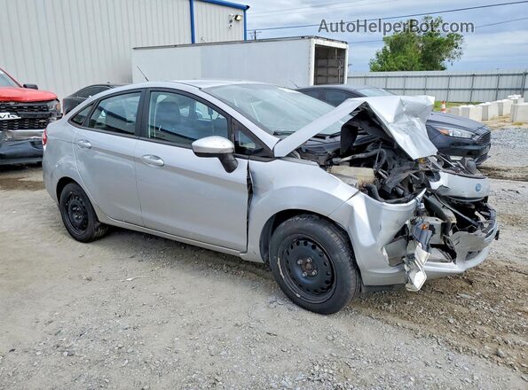 3FADP4BJ4JM126831 2018 FORD FIESTA Silver წინა მარჯვენა