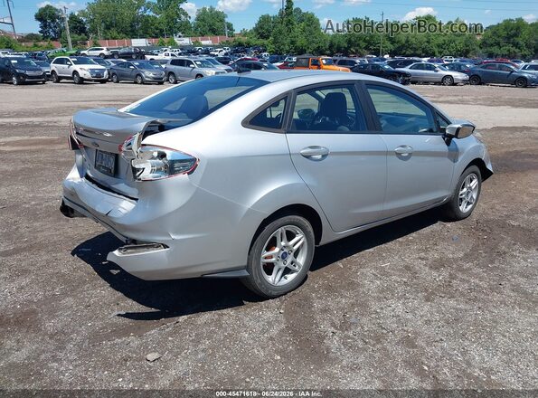 3FADP4BJ4JM133374 2018 FORD FIESTA Silver Tył prawy