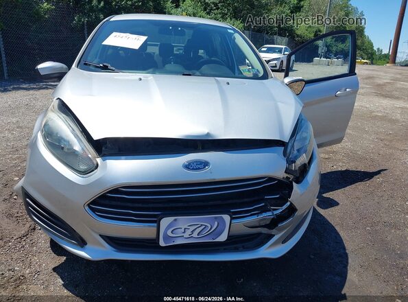 3FADP4BJ4JM133374 2018 FORD FIESTA Silver Widok z tyłu