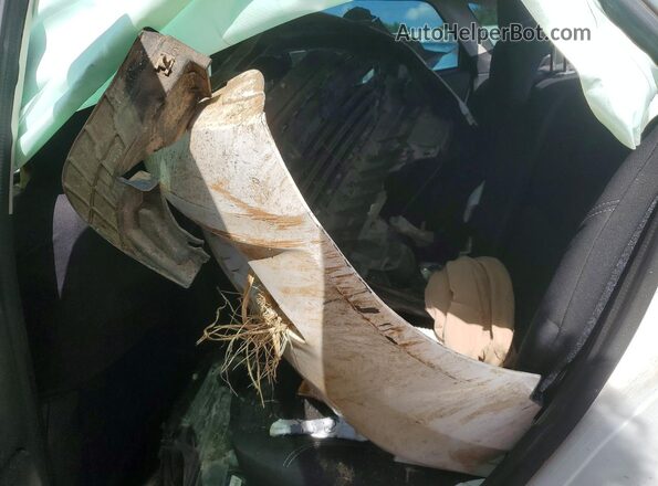 3FADP4BJ4KM116821 2019 FORD FIESTA White Rear seats view