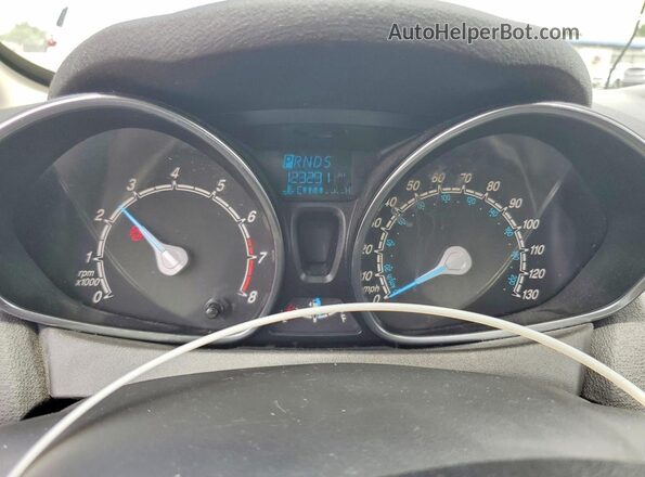 3FADP4BJ4KM158941 2019 FORD FIESTA Silver ხელსაწყოთა პანელის ხედი
