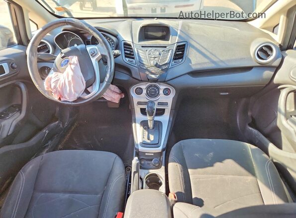 3FADP4BJ5GM106774 2016 FORD FIESTA Black Вид панелі приладів