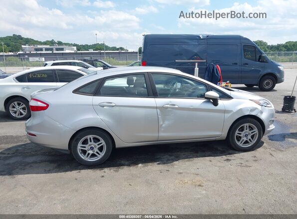 3FADP4BJ5HM159458 2017 FORD FIESTA Silver უკანა სალონის ხედი