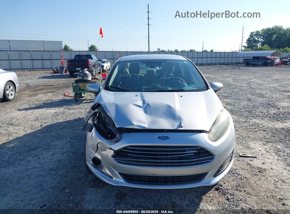 3FADP4BJ5JM114333 2018 FORD FIESTA Silver Вид спереду