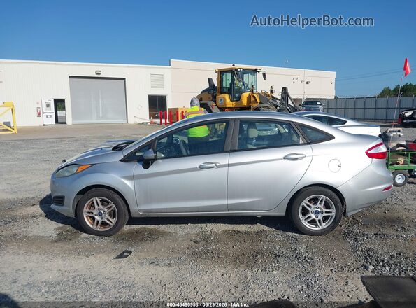 3FADP4BJ5JM114333 2018 FORD FIESTA Silver Панорамний вид салону 360°