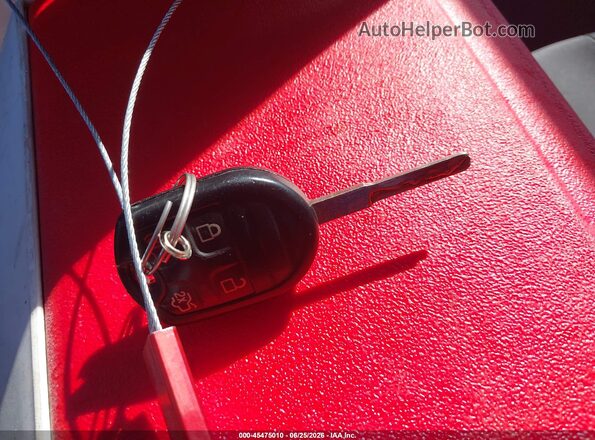 3FADP4BJ6GM198445 2016 FORD FIESTA Red Vista del salpicadero