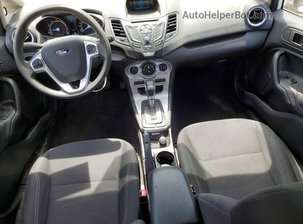 3FADP4BJ6HM113234 2017 FORD FIESTA White Dashboard view