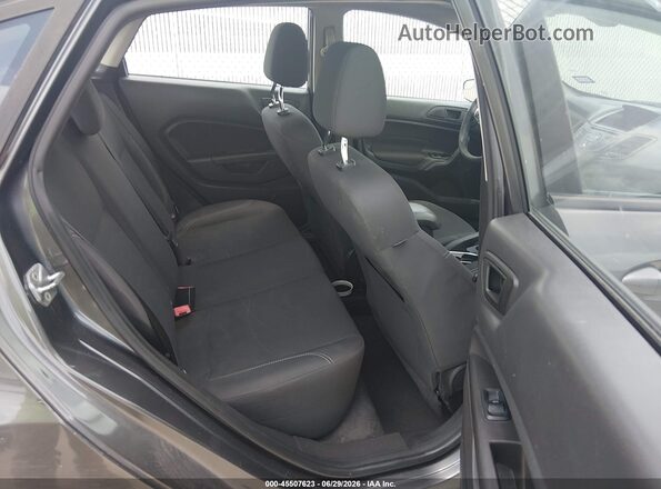 3FADP4BJ6JM127964 2018 FORD FIESTA Gray Widok naklejki z numerem VIN