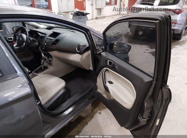 3FADP4BJ7GM164451 2016 FORD FIESTA Серый Вид салона спереди