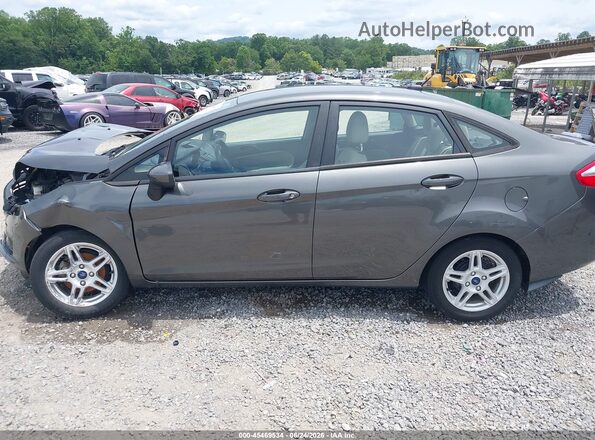 3FADP4BJ7JM107979 2018 FORD FIESTA Gray Սալոնի 360 աստիճան տեսք