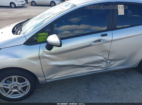 3FADP4BJ7KM151319 2019 FORD FIESTA Серебряный Вид спереди