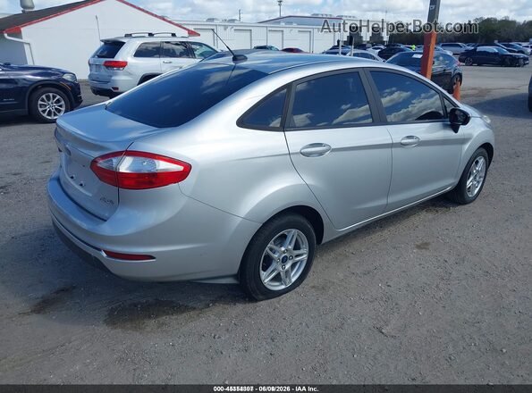 3FADP4BJ7KM151319 2019 FORD FIESTA Серебряный Задняя правая четверть