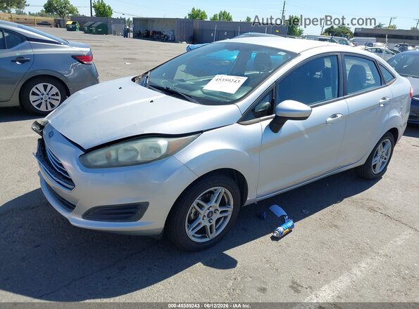 3FADP4BJ8JM115735 2018 FORD FIESTA Silver Przód lewy