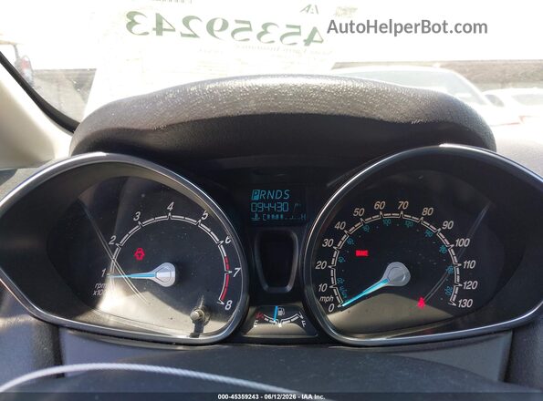 3FADP4BJ8JM115735 2018 FORD FIESTA Silver Widok tylnych siedzeń