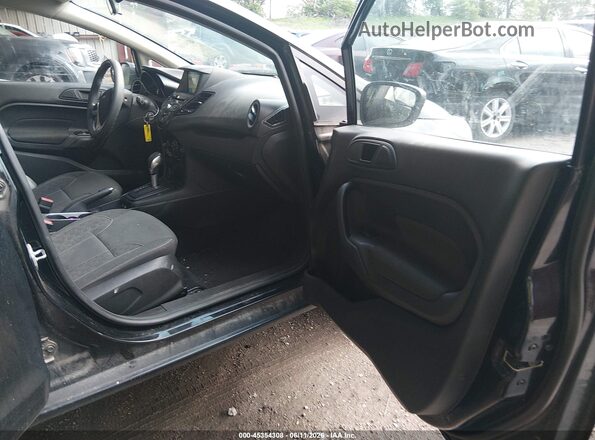 3FADP4BJ8JM119784 2018 FORD FIESTA Черный Вид салона спереди