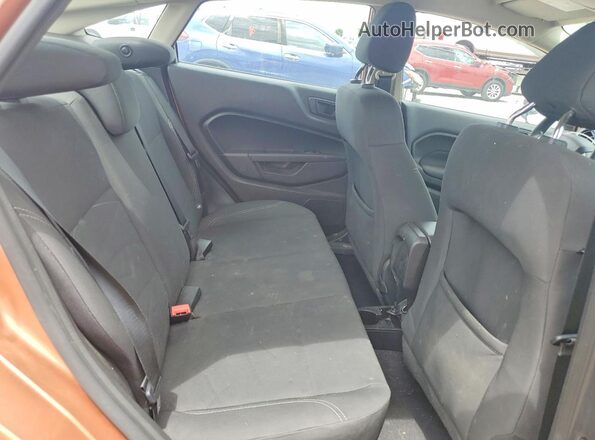 3FADP4BJXHM144230 2017 FORD FIESTA Gold Вид задніх сидінь