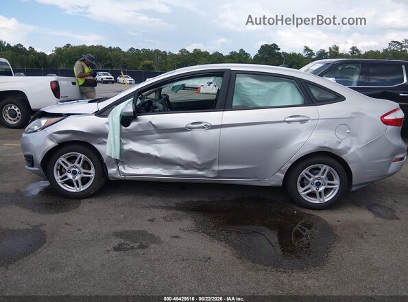 3FADP4BJXJM114893 2018 FORD FIESTA Silver Widok wnętrza 360 stopni