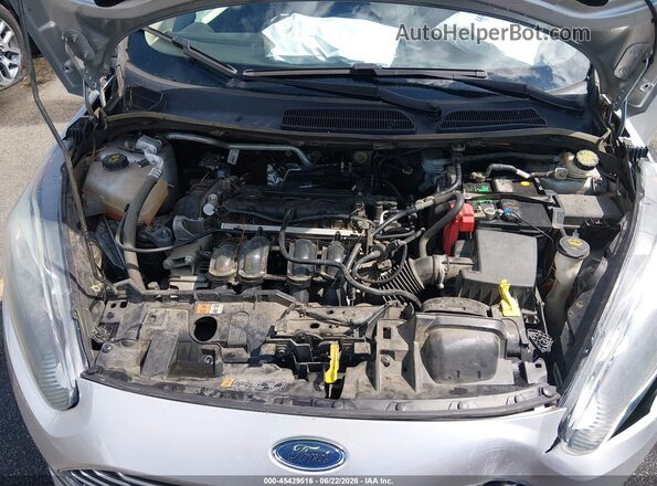 3FADP4BJXJM114893 2018 FORD FIESTA Silver Widok z tyłu