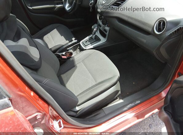 3FADP4BJXJM143732 2018 FORD FIESTA Красный Вид салона спереди