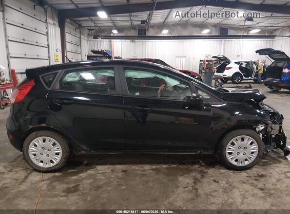 3FADP4EE3HM159621 2017 FORD FIESTA Черный Вид щитка приборов