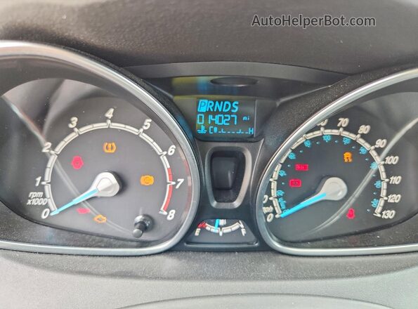 3FADP4EJ0KM139475 2019 FORD FIESTA Red Սարքավորումների վահանակի տեսք