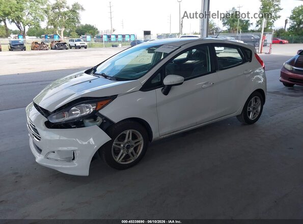 3FADP4EJ1JM118763 2018 FORD FIESTA White Przód lewy