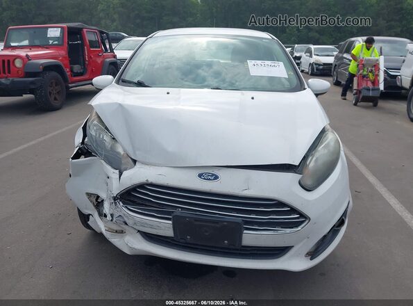 3FADP4EJ1KM124578 2019 FORD FIESTA White Widok zestawu wskaźników