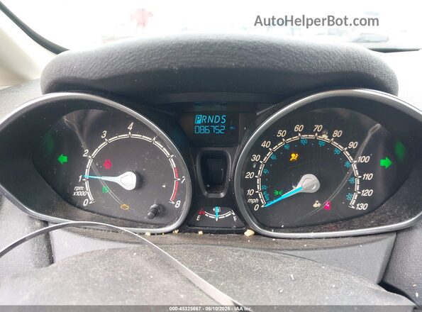 3FADP4EJ1KM124578 2019 FORD FIESTA White Widok tylnych siedzeń